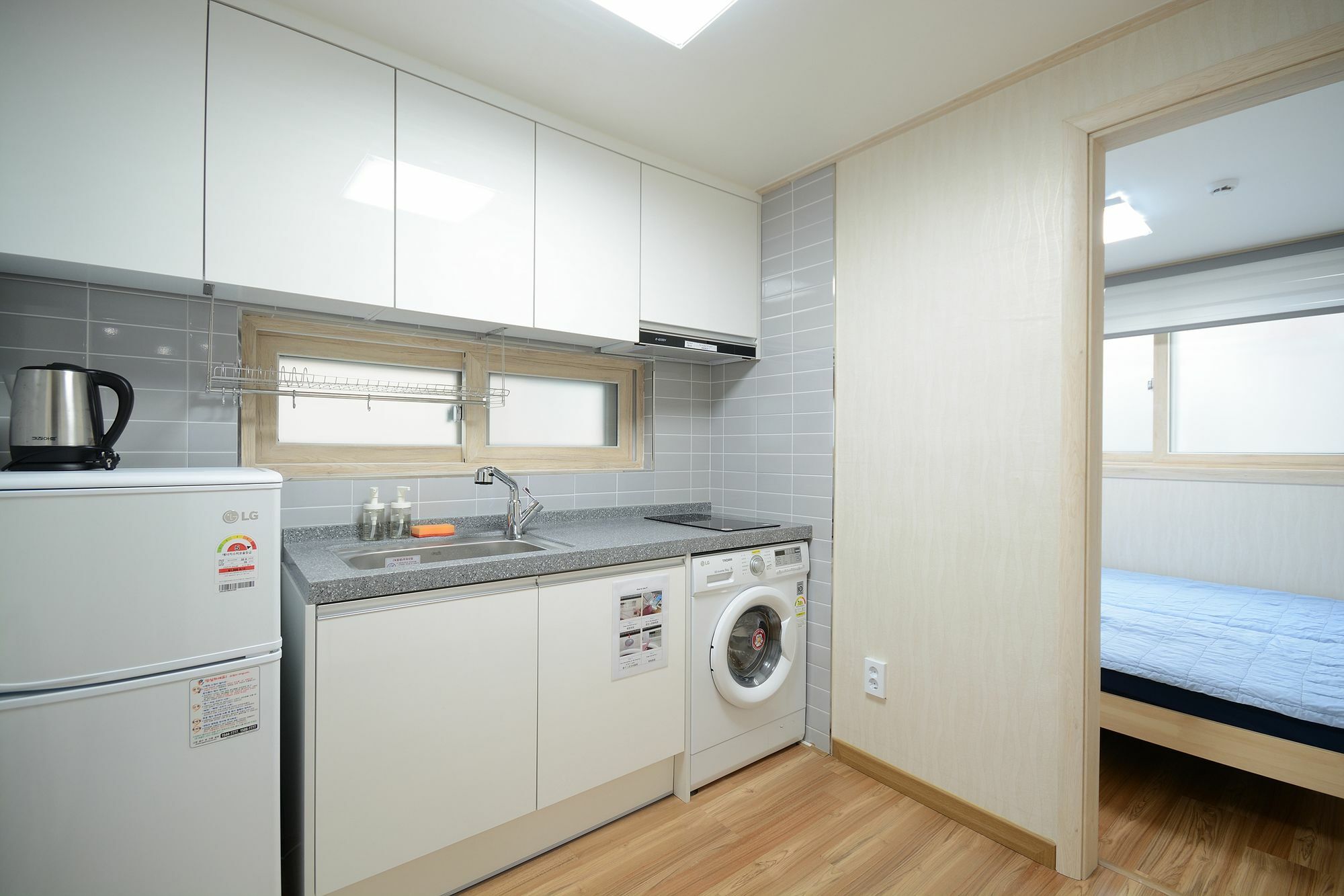 Sunnyhill Hongdae Guest house